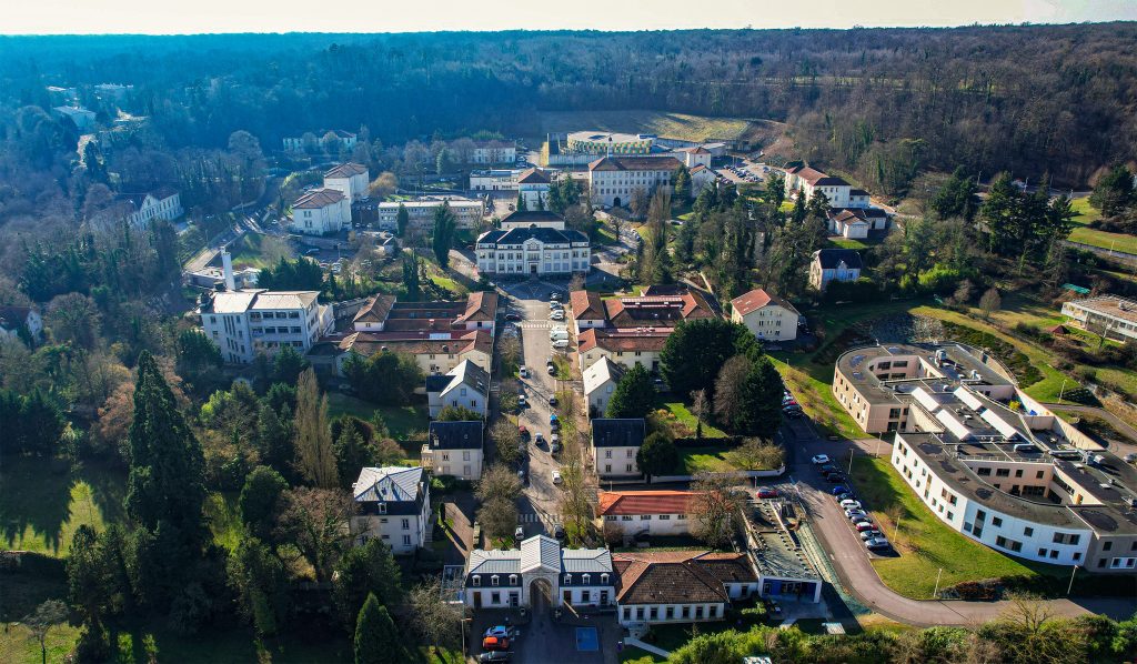 Vue aérienne du site du Centre Psychothérapique de Nancy à Laxou