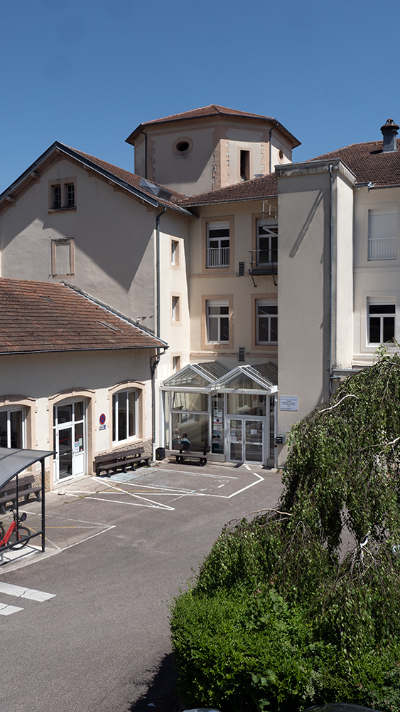 Entrée du bâtiment Lalanne de l'IFSI du  CPN.